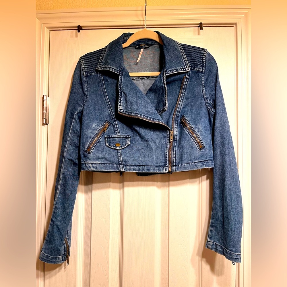 Free People size small crop denim moto style jacket